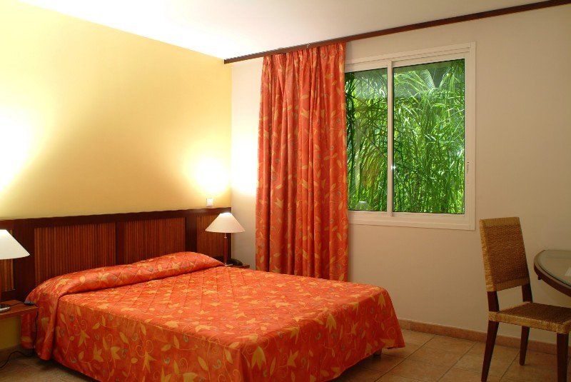 Karibea Beach Resort Clipper Ле Госие Екстериор снимка